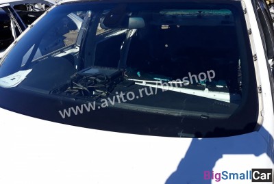 Стекло ветровое BMW E90