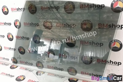 Стекло задней левой двери Bmw e90