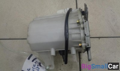 Моторчик охлаждения аккумуляторной батареи от Toyota Prius 1997-2003 - фото товара Моторчик охлаждения аккумуляторной батареи от Toyota Prius 1997-2003 - купить Челябинске