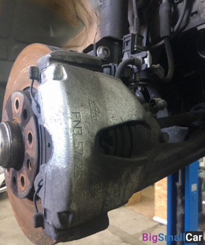 Суппорт тормозной Опель астра h правый - купить Челябинске