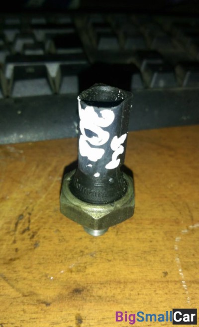 Датчик давления масла Skoda Superb 1,8 AWT 08- б/у - купить Челябинске