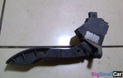 Педаль газа Corolla E15 2006-2013 1ZRFE 1.6 DOHC, ЭЛЕКТРО) б/у - купить Челябинске