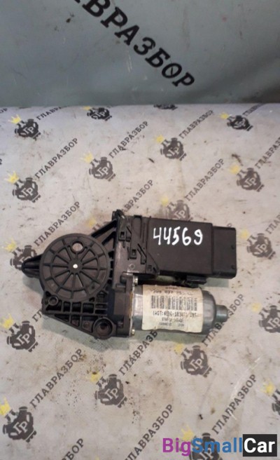 Мотор стеклоподъемника передний левый Passat  B5  седан 1996-2000 б/у - купить Челябинске