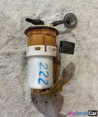 Насос топливный Toyota Vitz 10 - купить Челябинске