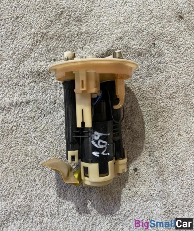 Насос топливный Mitsubishi Lancer 9 - купить Челябинске