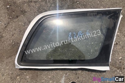 Задняя форточка правая toyota corolla
