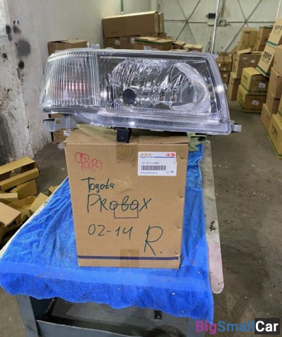 Фара правая Тойота Пробокс Toyota Probox - купить Челябинске