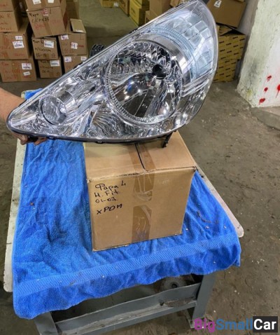 Фара левая Хонда Фит Honda Fit хром - купить Челябинске