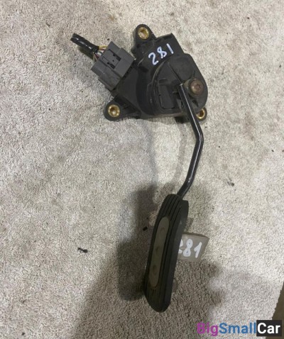 Педаль газа Nissan March K12 - купить Челябинске