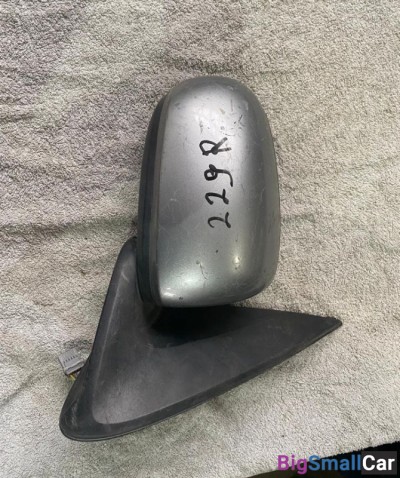 Зеркало правое Nissan Almera - купить Челябинске