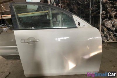 Дверь передняя правая Mazda Axela - купить Челябинске