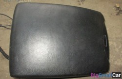 Центральная консоль (подлокотник) сред. (51 Оснащение Кузов) 51168263780 - купить Челябинске