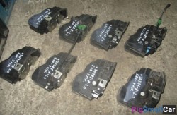 Замок двери задн. лев. (51 Оснащение Кузов) 51217202147 - купить Челябинске