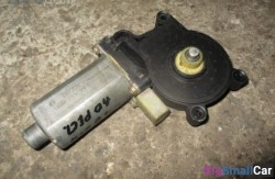 Моторчик стеклоподъемников перед. лев. (51 Оснащение Кузов) 67628381515 - купить Челябинске