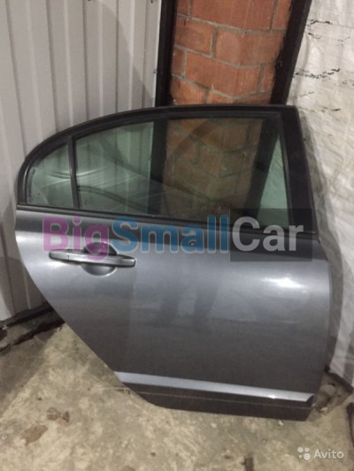 Задняя правая дверь Honda Civic 4 Д