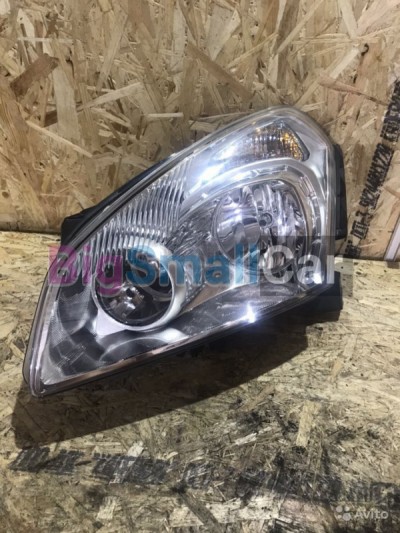 Передняя левая фара Nissan qashqai 07/13 Передняя левая фара Nissan qashqai 07/13