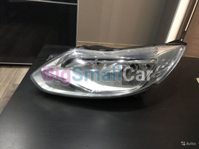 Передняя левая фара Ford Focus 3 Передняя левая фара Ford Focus 3