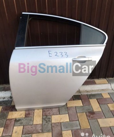 Задняя левая дверь Opel Insignia Задняя левая дверь Opel Insignia